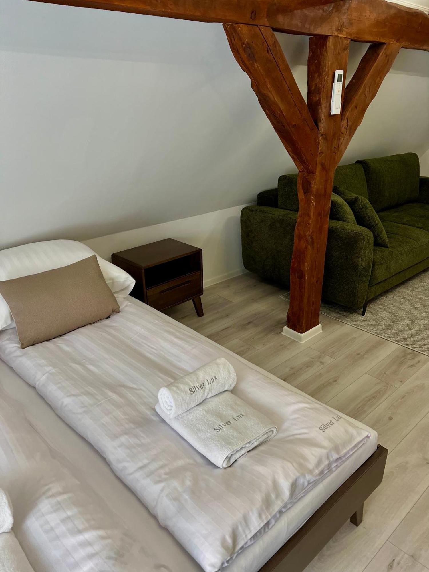 Apartamento Osada Gesin Zabor Exterior foto
